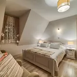 Dom Wypocz Pod Litwinka Bed & Breakfast 3*