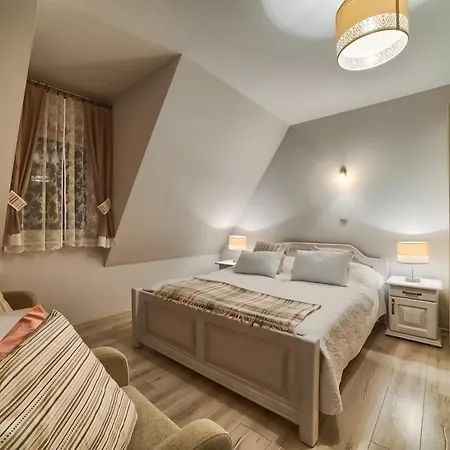 Dom Wypocz Pod Litwinka 住宿加早餐酒店 3*