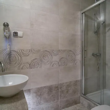 Bed & Breakfast Dom Wypocz Pod Litwinka 3*