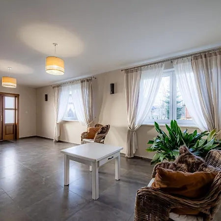 Bed & Breakfast Dom Wypocz Pod Litwinka 3*